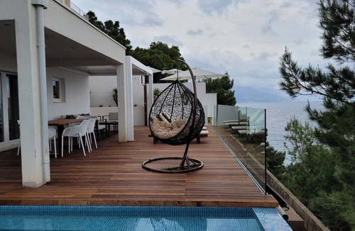Marusici Apartment | Villa Opera Apartment With new Infinity Pool and Lounge Area