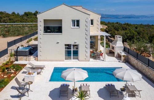 Grohote Villa | Villa Ora with Heated pool, Whirlpool, 4 bedrooms