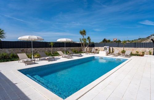 Grohote Villa | Villa Ora with Heated pool, Whirlpool, 4 bedrooms