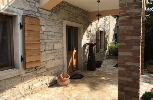 Krnica House | VILLA ORADA - Stylish stone villa with pool & sea views for 6 persons