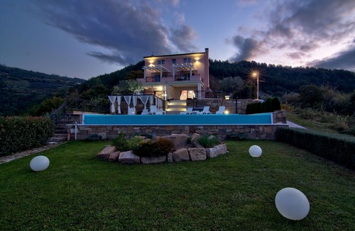 Golubici Villa | Villa Over the Hill Top