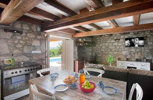 Krsan House | Villa Palachina Antishova by Interhome