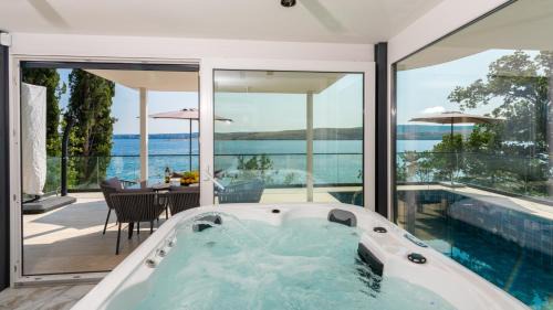 Smrika Villa | Villa Palazzo Emanuel by Villas Guide