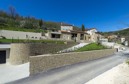 Sveti Bartol Villa | Villa Panorama del Tartufo for 6 people in Central Istria with spa & truffle hunting experience