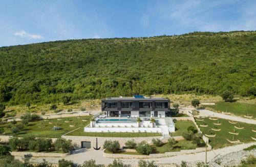 Brovinje Villa | Villa Panoramica by Interhome