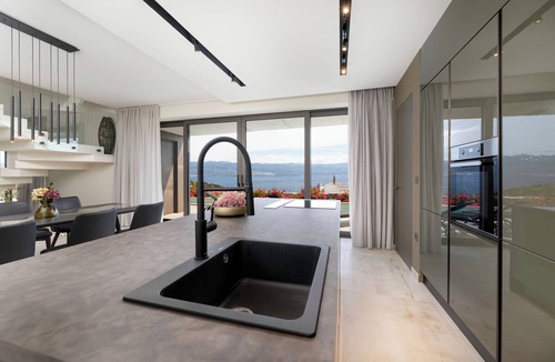 Vrbnik Villa | Villa Panoramica with heated pool and sauna (Kvarner - Vrbnik)