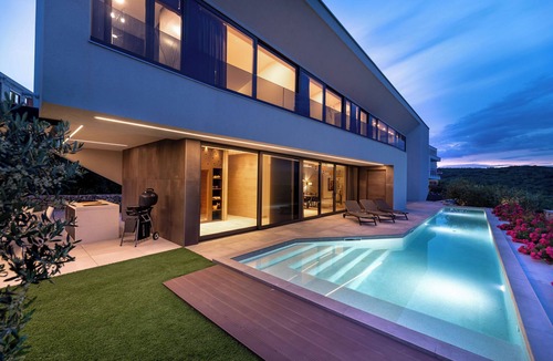 Vrbnik Villa | Villa Panoramica with heated pool and sauna (Kvarner - Vrbnik)