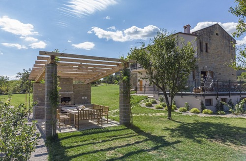 Sveti Bartol Villa | Villa Paradiso in Central Istria for 11 people with large garden, sea view & wellness
