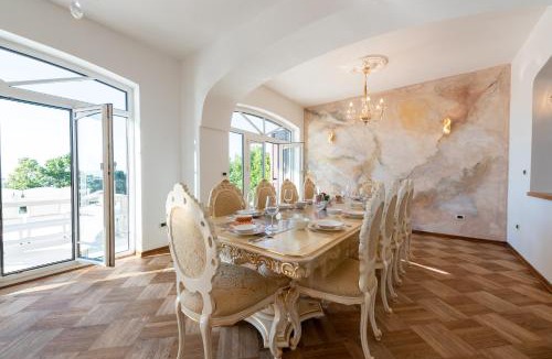 Pobri Villa | Villa Piano with Stunning View, heated outdoor pool & gaming room
