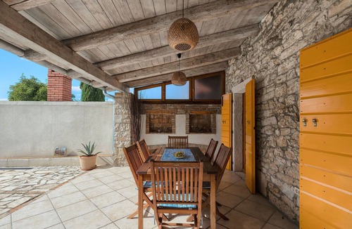 Puntera House | Villa Puntarina by Interhome