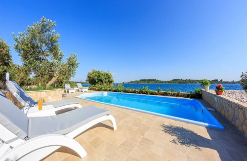 Okrug Gornji House | Villa Renata (V3971-K1) - Okrug Gornji (Ciovo)