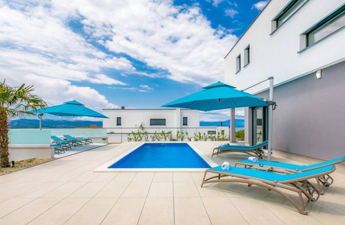 Malinska-Dubasnica Villa | Villa Revlon - Four Bedroom Villa, Sleeps 10