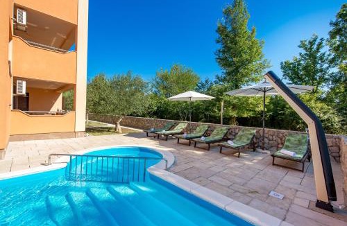 Silo Apartment | Villa Romana and Tea