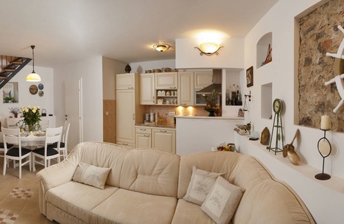 Donje Selo House | Villa Romantic (V2441-K1) - Grohote