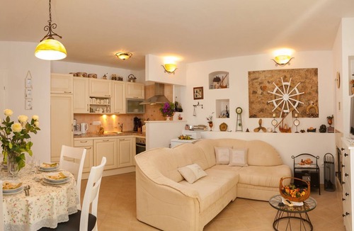 Donje Selo House | Villa Romantic (V2441-K1) - Grohote