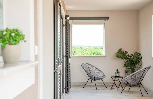 Sumber Villa | Villa Rosewood - Three Bedroom Villa, Sleeps 7