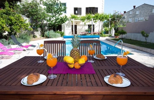 Rozat Apartment | Villa Roza - One-Bedroom Apartment
