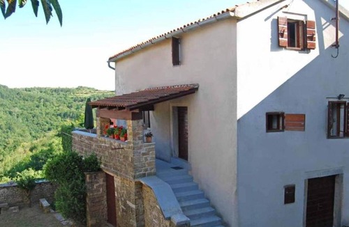 Oprtalj Villa | Villa Rustica Oprtalj by Villas Guide