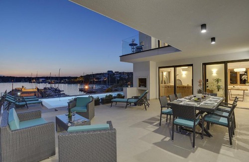 Pjescana Uvala Villa | Villa Sail