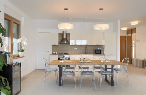 Pjescana Uvala Villa | Villa Sail near Medulin for 10 persons with 50 m2 heated pool, sea view & beachfront