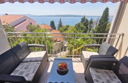 Dramalj Apartment | VILLA SARA 1, 50 m from the beach, balcony and sea view, private parking