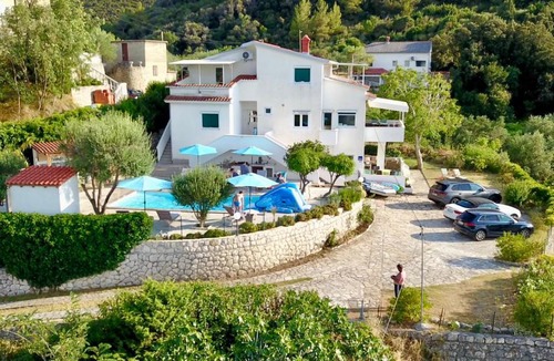 Kampor Apartment | Villa Saranda