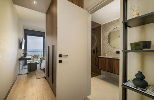 Drenje Villa | Villa Serenis by Villsy