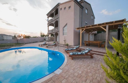 Razanac Villa | Villa Slavica