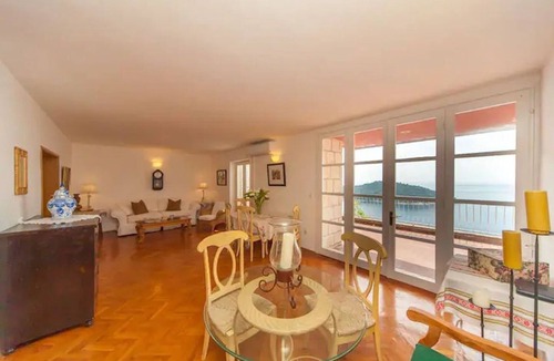 Dubrovnik Villa | Villa Sofia -Amazing Views and 10-min walk to old town attraction and main beach