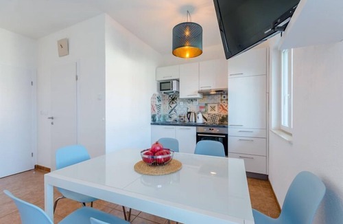 Splitska Apartment | Villa Stella - Two Bedroom Apartment with Terrace and Sea View (Stella)