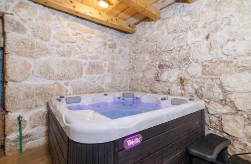 Tribalj Villa | Villa Stone castle
