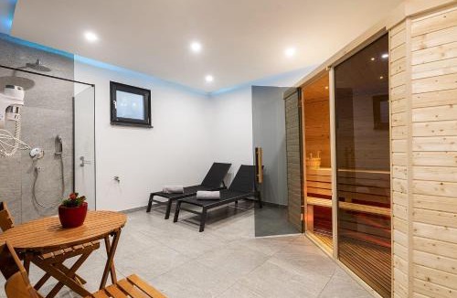 Medulin Villa | Villa Tiki in Medulin for 16 person with heated pool & sauna only 1 km from the beach