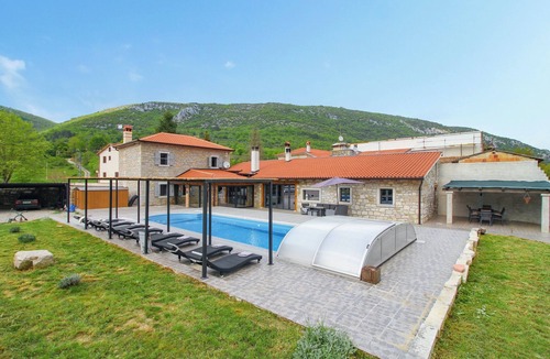 Gradinje Villa | Villa Tina Livade in Gradinje - Haus für 8-12 Personen