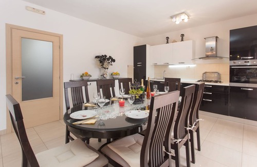 Trnbusi Villa | Villa Tomic - Four-Bedroom Villa with Private Pool