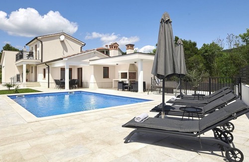 Diminici Villa | Villa Vanda with a pool and a lovely view
