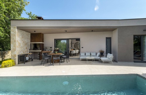 Presika Villa | Villa Veros for 5 people near Labin - Rabac with private pool & kids playground