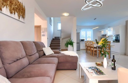 Loborika House | Villa Vesna by Interhome