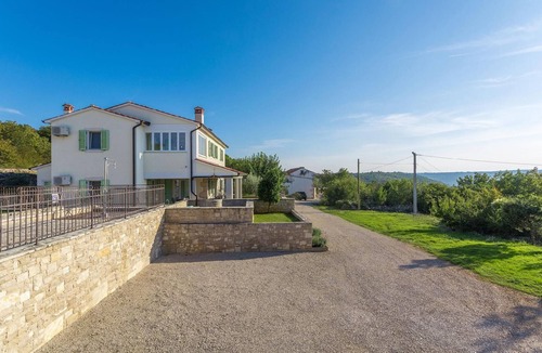 Rasa House | Villa 'Villa Mare' with private pool