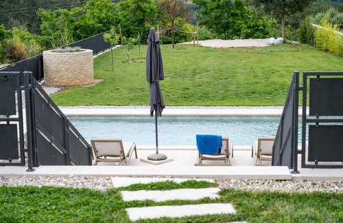 Vinez House | Villa Violette - Classic Istrian House, 8 Personen Close to City Centre