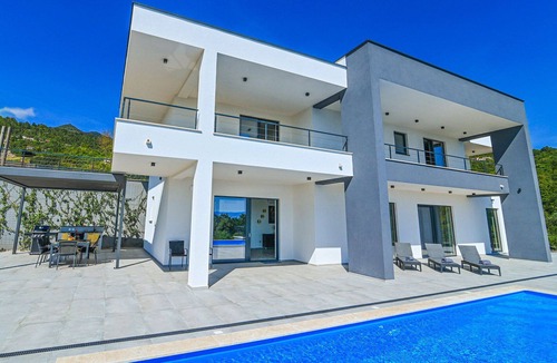 Poljane Villa | Villa Vista Sul Mare with Pool