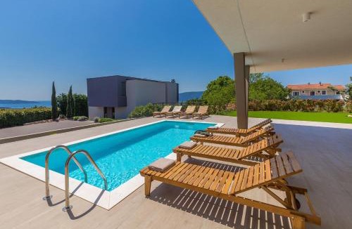 Linardici Villa | Villa VISTA with private pool and sauna