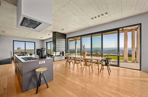 Zamask Villa | Villa Vista Zamask for 7 persons near Motovun with 60 m2 heated pool, free bikes & panoramic view
