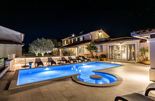 Trgetari Villa | Villa Vlacich for 8 people near Labin - Rabac with heated pool, sea view & kids playground - only 2 km from the beach