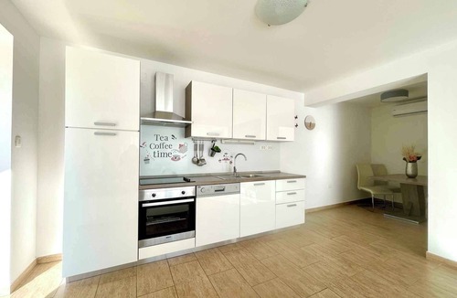 Grizane Villa | Villa with air conditioning and outdoor pool