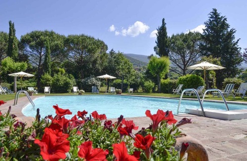San Pietro a Cegliolo Villa | Villa with outdoor pool and WiFi