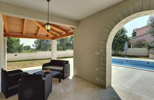Medulin Villa | Villa with pool and sun terrace