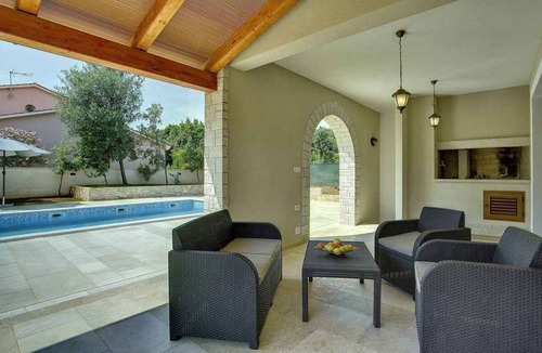 Medulin Villa | Villa with pool and sun terrace