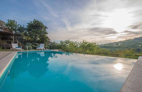 Oprtalj Villa | Villa with pool for max. 12 people