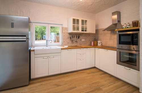Risika Villa | Villa with pool, sandy beach, quiet location - TRAVELER Reiseburo Krk - ID 2181