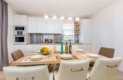 Milovcici Villa | Villa with pool, whirlpool, beach, quiet location - TRAVELER Reiseburo Krk - ID 2374